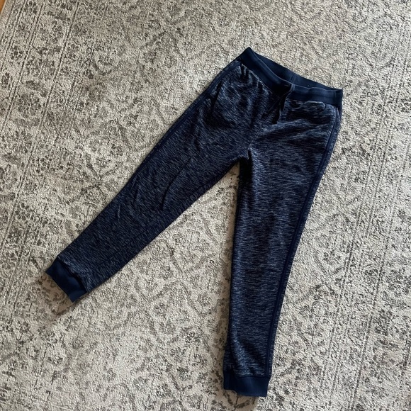 3 boys pants. 2 from Zara and 1 from children’s place. - Picture 6 of 8